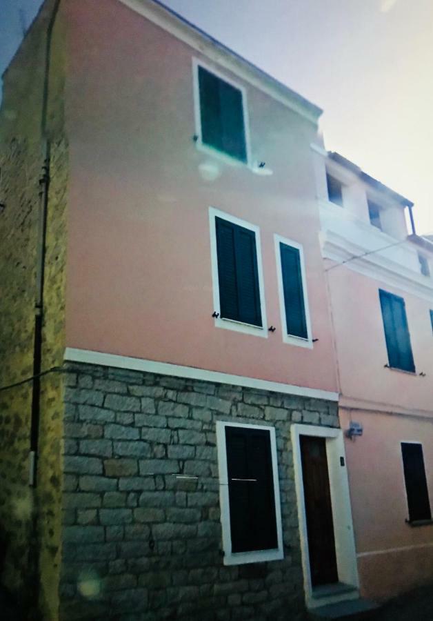 Вилла Sardegna Vicino Ad Olbia "La Casa Nel Vicolo" Беркидда Экстерьер фото