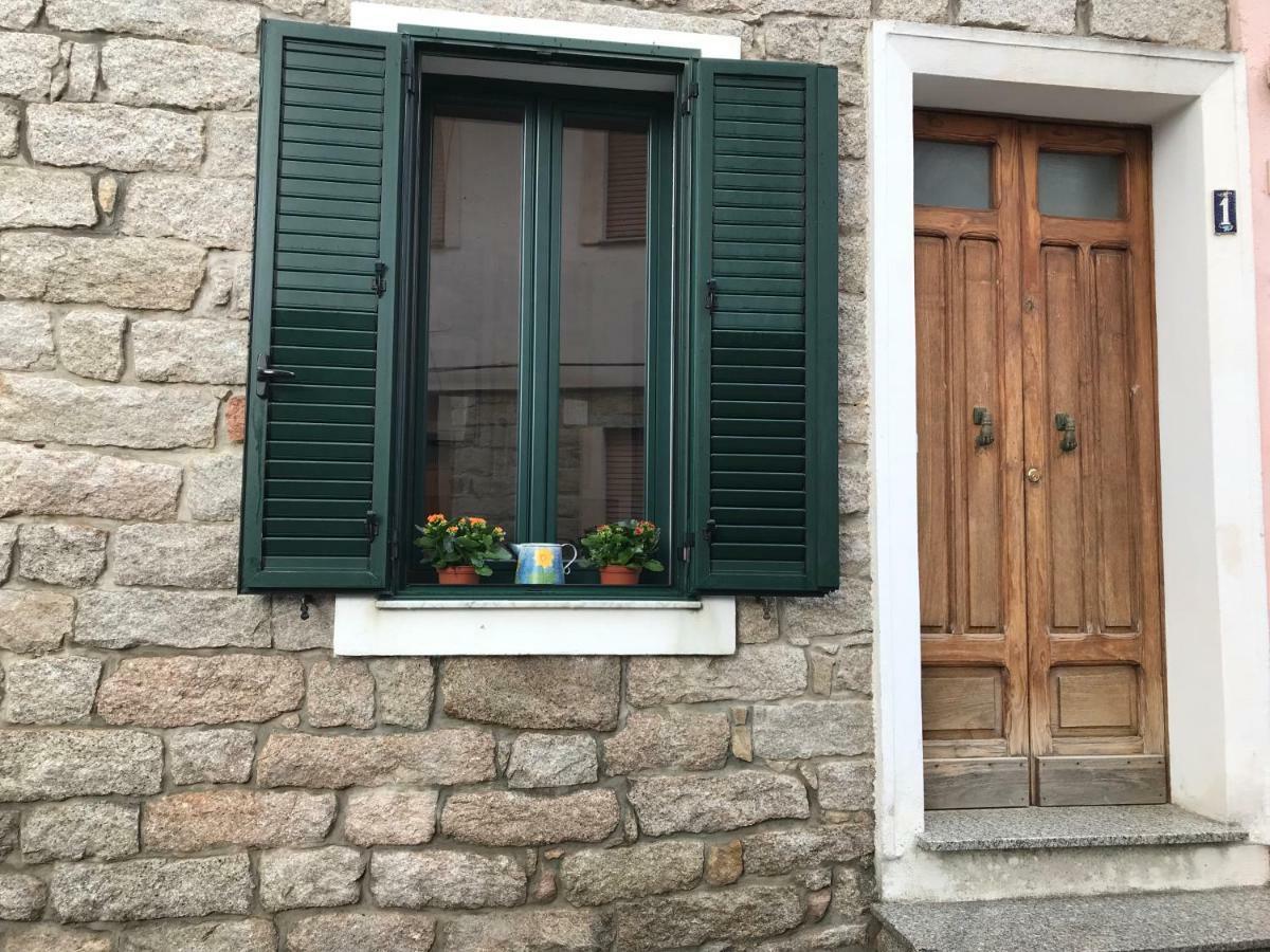 Вилла Sardegna Vicino Ad Olbia "La Casa Nel Vicolo" Беркидда Экстерьер фото
